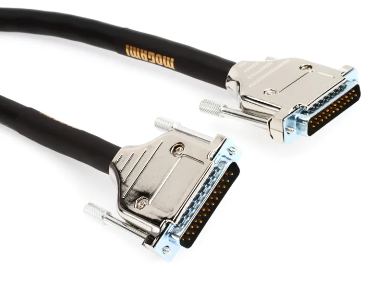 Mogami Gold DB25-DB25 8-channel Analog Interface Cable - 1.5'